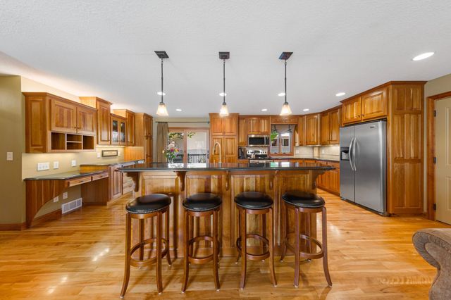 20 Mitchell Drive, Faribault, MN 55021