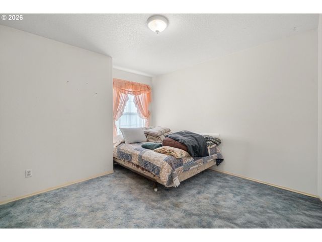 2672 COLUMBIA Blvd, St Helens, OR 97051