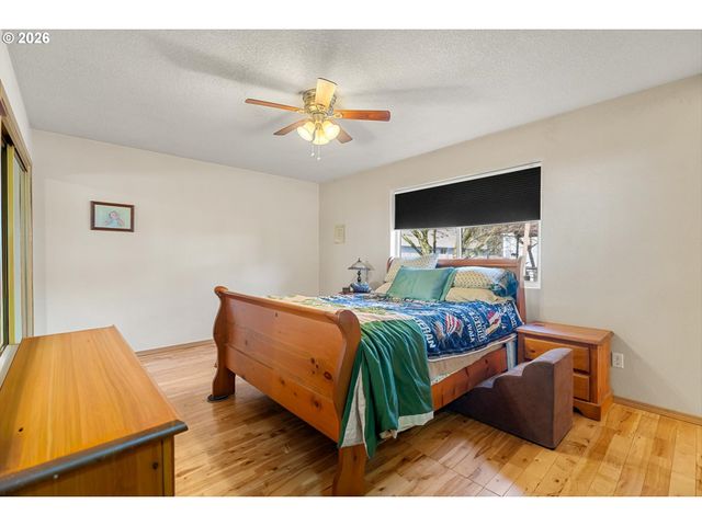 2672 COLUMBIA Blvd, St Helens, OR 97051