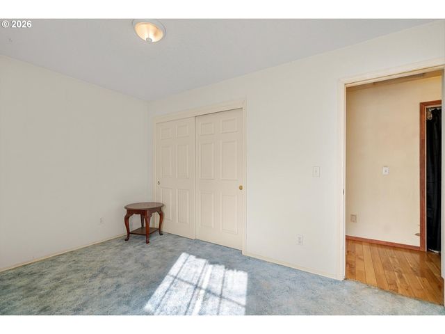 2672 COLUMBIA Blvd, St Helens, OR 97051