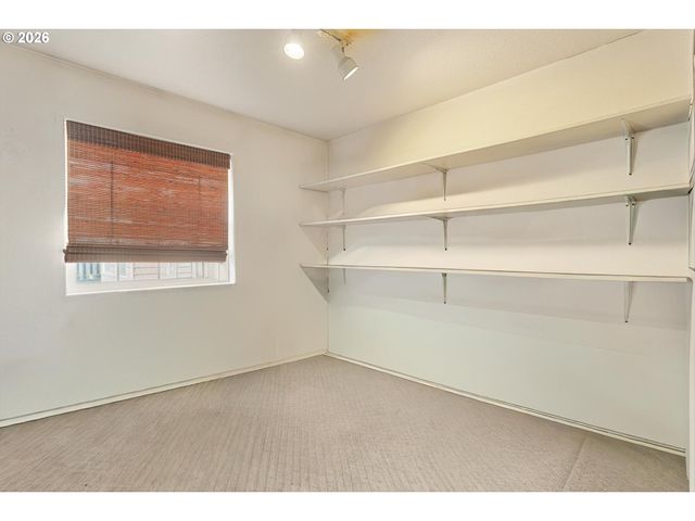 2672 COLUMBIA Blvd, St Helens, OR 97051