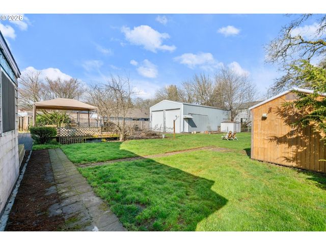 2672 COLUMBIA Blvd, St Helens, OR 97051