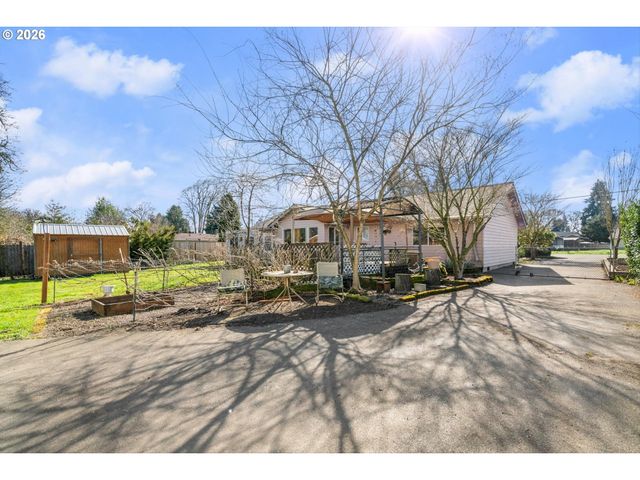 2672 COLUMBIA Blvd, St Helens, OR 97051