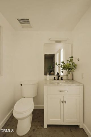 643 N Hayworth Avenue, Los Angeles, CA 90048