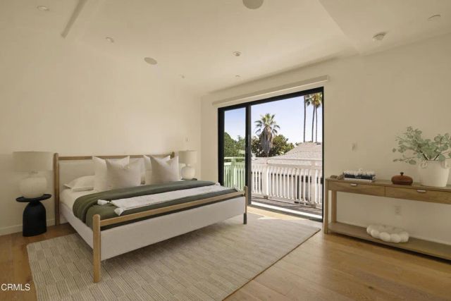 643 N Hayworth Avenue, Los Angeles, CA 90048