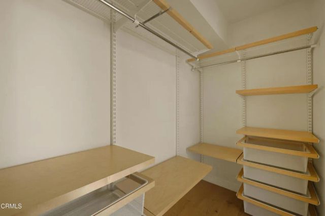643 N Hayworth Avenue, Los Angeles, CA 90048