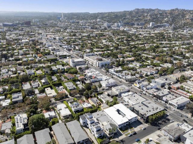 643 N Hayworth Avenue, Los Angeles, CA 90048