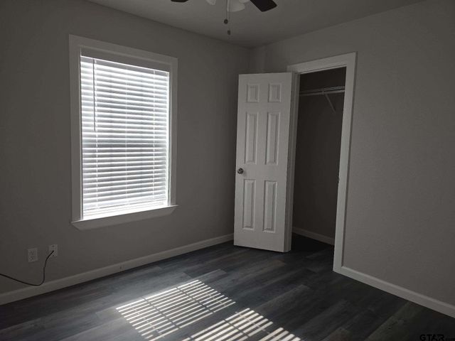 412 Lindsey Street, Daingerfield, TX 75638