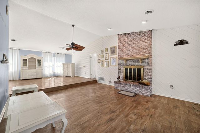 3439 SE 28TH COURT, Ocala, FL 34471