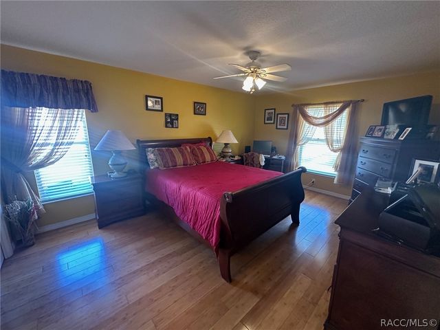 8497 N Empire Avenue, Citrus Springs, FL 34433