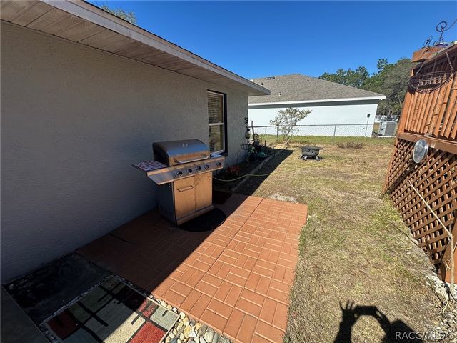 8497 N Empire Avenue, Citrus Springs, FL 34433