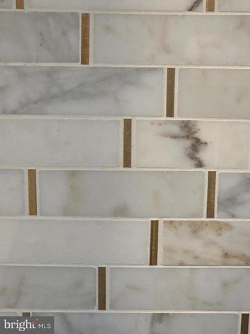 2 VILLA CIR, Berlin, NJ 08009