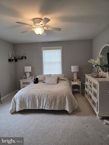 2 VILLA CIR, Berlin, NJ 08009