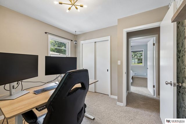 501 Skyway Road, Lincoln, NE 68505