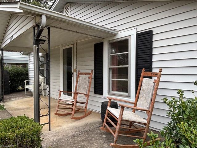 1120 N Main Street, Troy, NC 27371