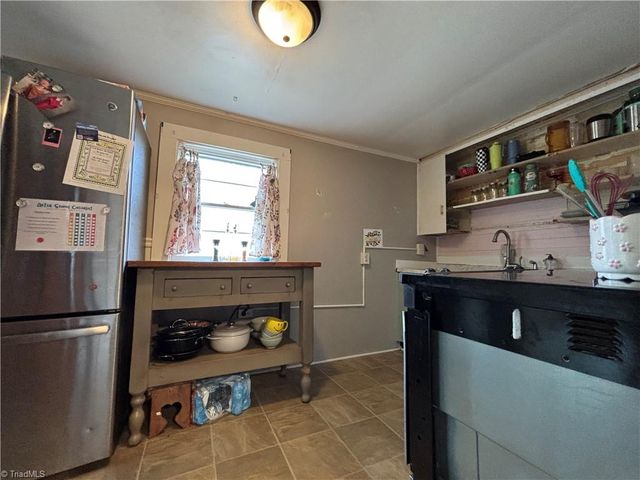 1120 N Main Street, Troy, NC 27371
