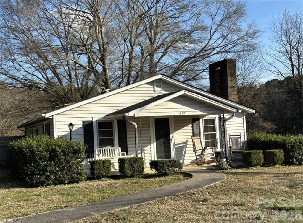 1120 N Main Street, Troy, NC 27371