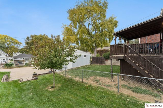 2134 S 35th Street, Omaha, NE 68105