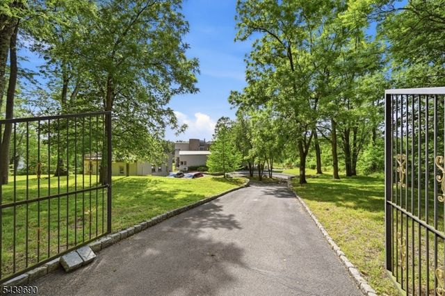 151 Bellvale Lakes Rd, Other Orange County, NY 10990