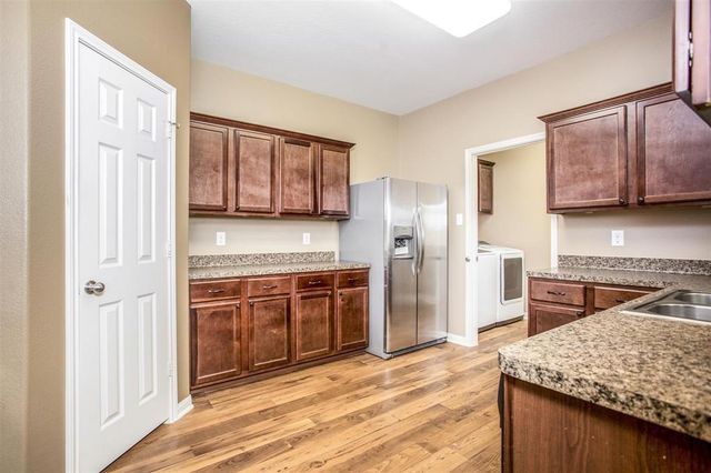 5607 Straight Way, Houston, TX 77339