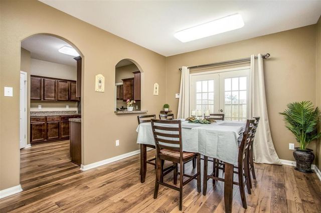 5607 Straight Way, Houston, TX 77339