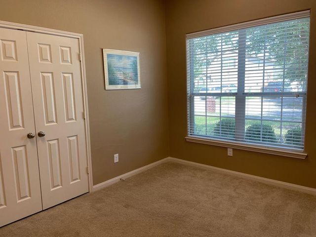 5607 Straight Way, Houston, TX 77339