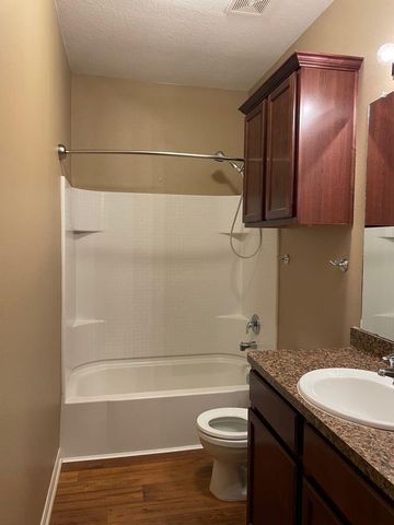 5607 Straight Way, Houston, TX 77339