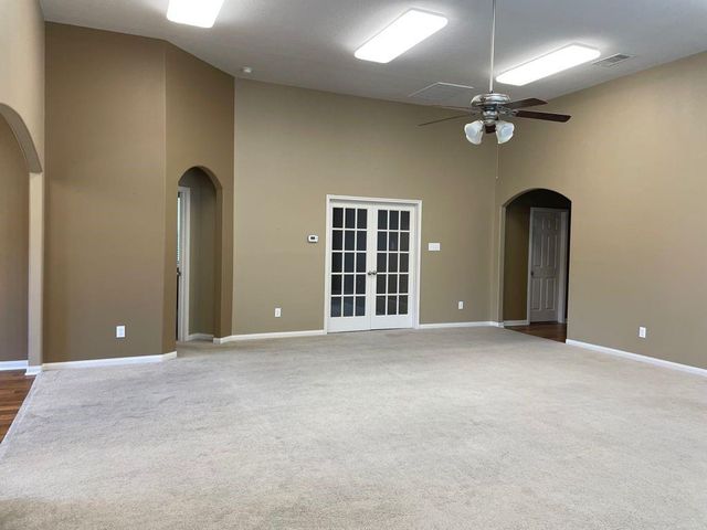 5607 Straight Way, Houston, TX 77339