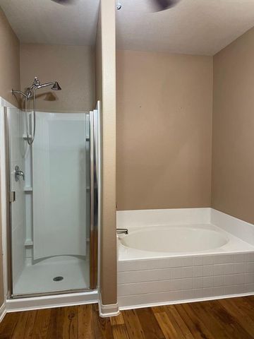 5607 Straight Way, Houston, TX 77339