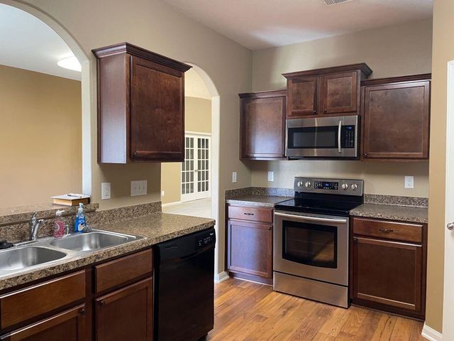 5607 Straight Way, Houston, TX 77339