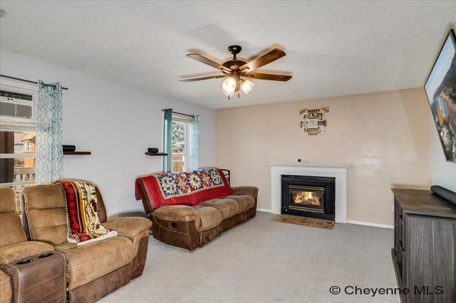 1554 HENRY DR, Laramie, WY 82072
