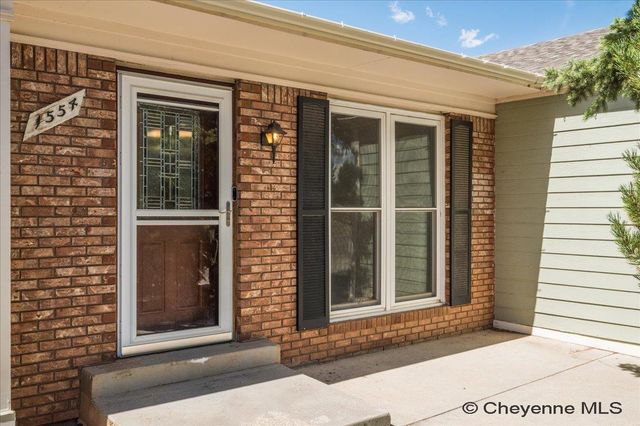 1554 HENRY DR, Laramie, WY 82072