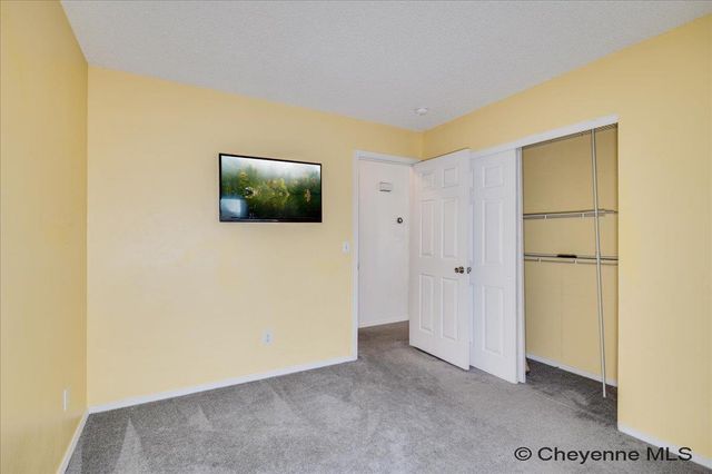 1554 HENRY DR, Laramie, WY 82072