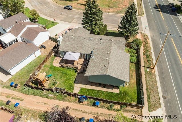 1554 HENRY DR, Laramie, WY 82072