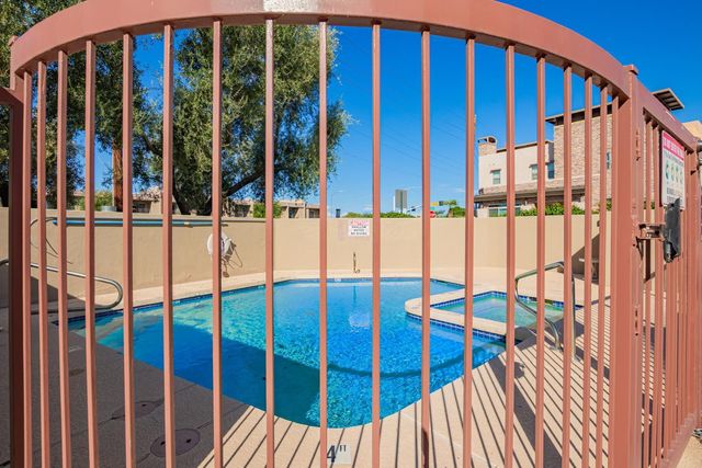 7414 E Northland Drive Unit A102, Scottsdale, AZ 85251