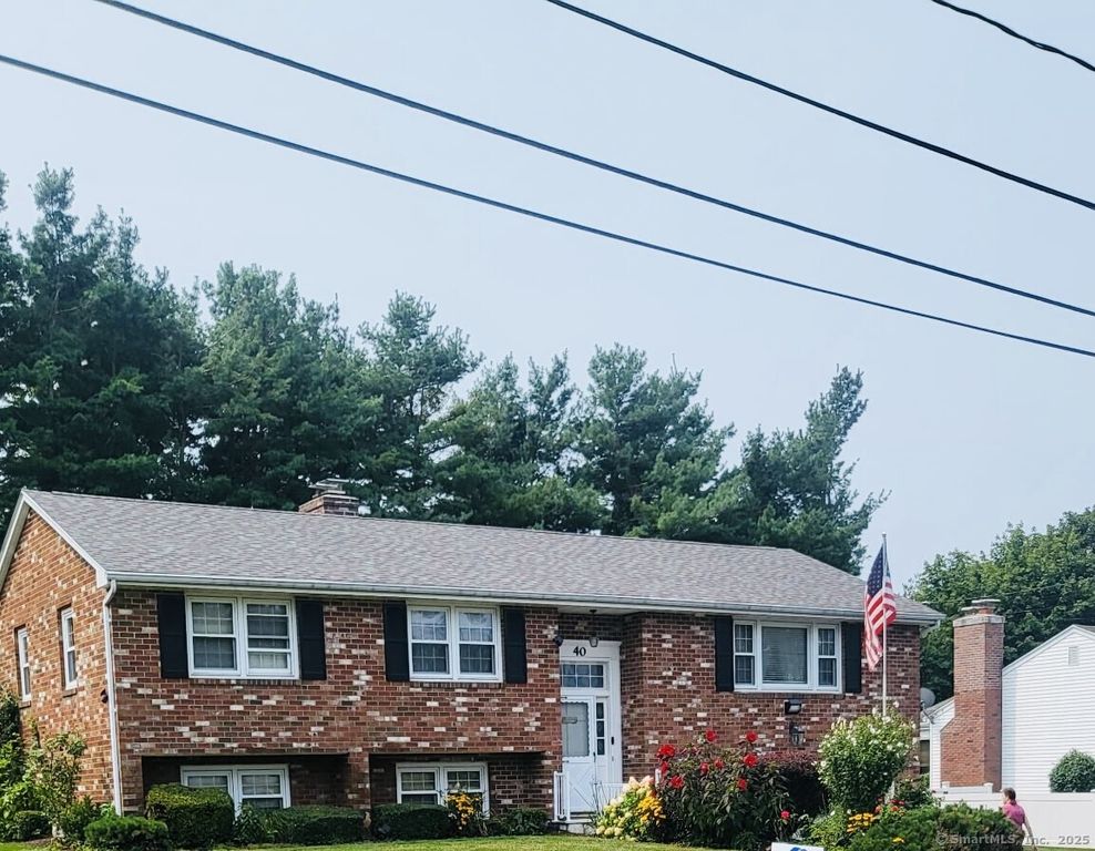 40 South Meadow Lane, Meriden, CT 06450
