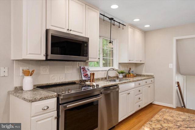 6 LINDA LN, Severna Park, MD 21146
