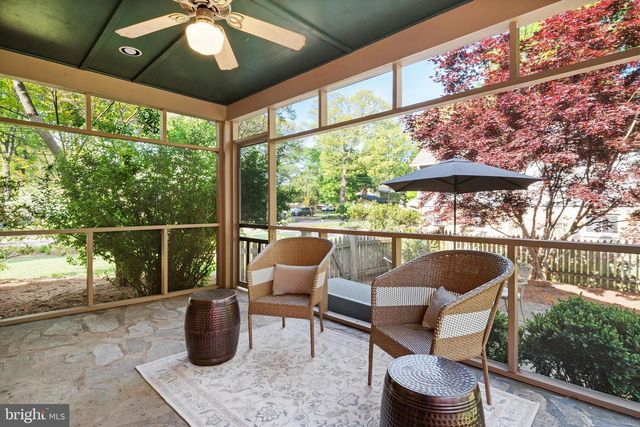 6 LINDA LN, Severna Park, MD 21146