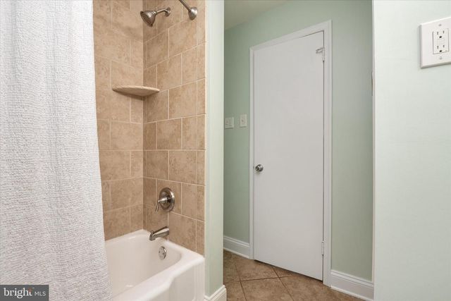6 LINDA LN, Severna Park, MD 21146