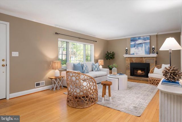 6 LINDA LN, Severna Park, MD 21146