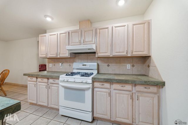 142 S San Clemente, Yuma, AZ 85364