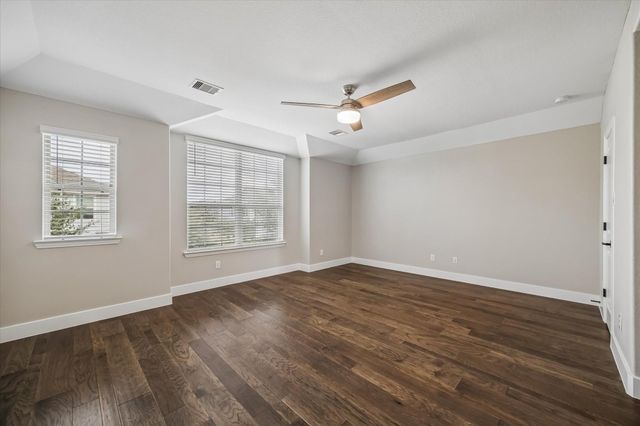 4719 Glen Isle Drive, Houston, TX 77009