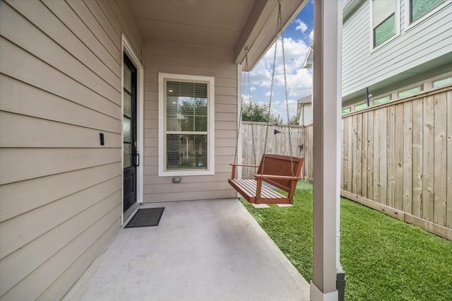 4719 Glen Isle Drive, Houston, TX 77009