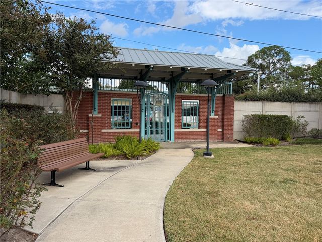 4719 Glen Isle Drive, Houston, TX 77009