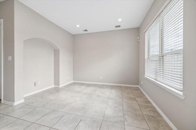 4719 Glen Isle Drive, Houston, TX 77009