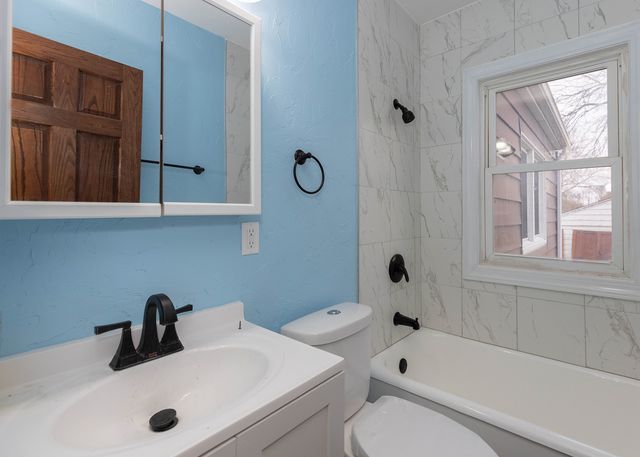 3219 Sunnyside Avenue, Davenport, IA 52802