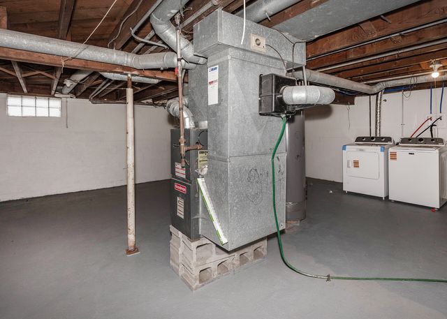 3219 Sunnyside Avenue, Davenport, IA 52802