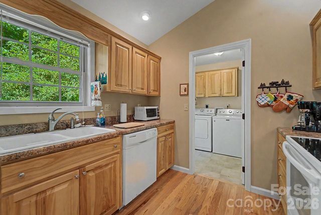 2916 Blanton Branch Road, Sylva, NC 28779