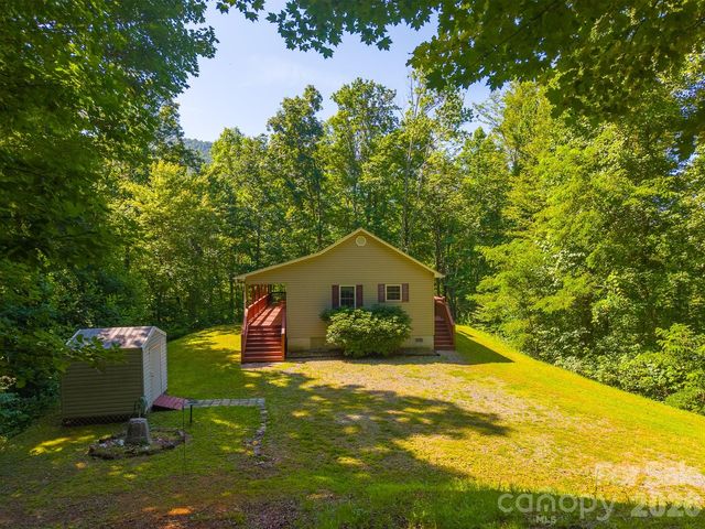 2916 Blanton Branch Road, Sylva, NC 28779