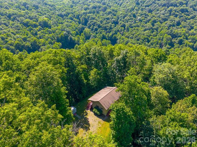 2916 Blanton Branch Road, Sylva, NC 28779